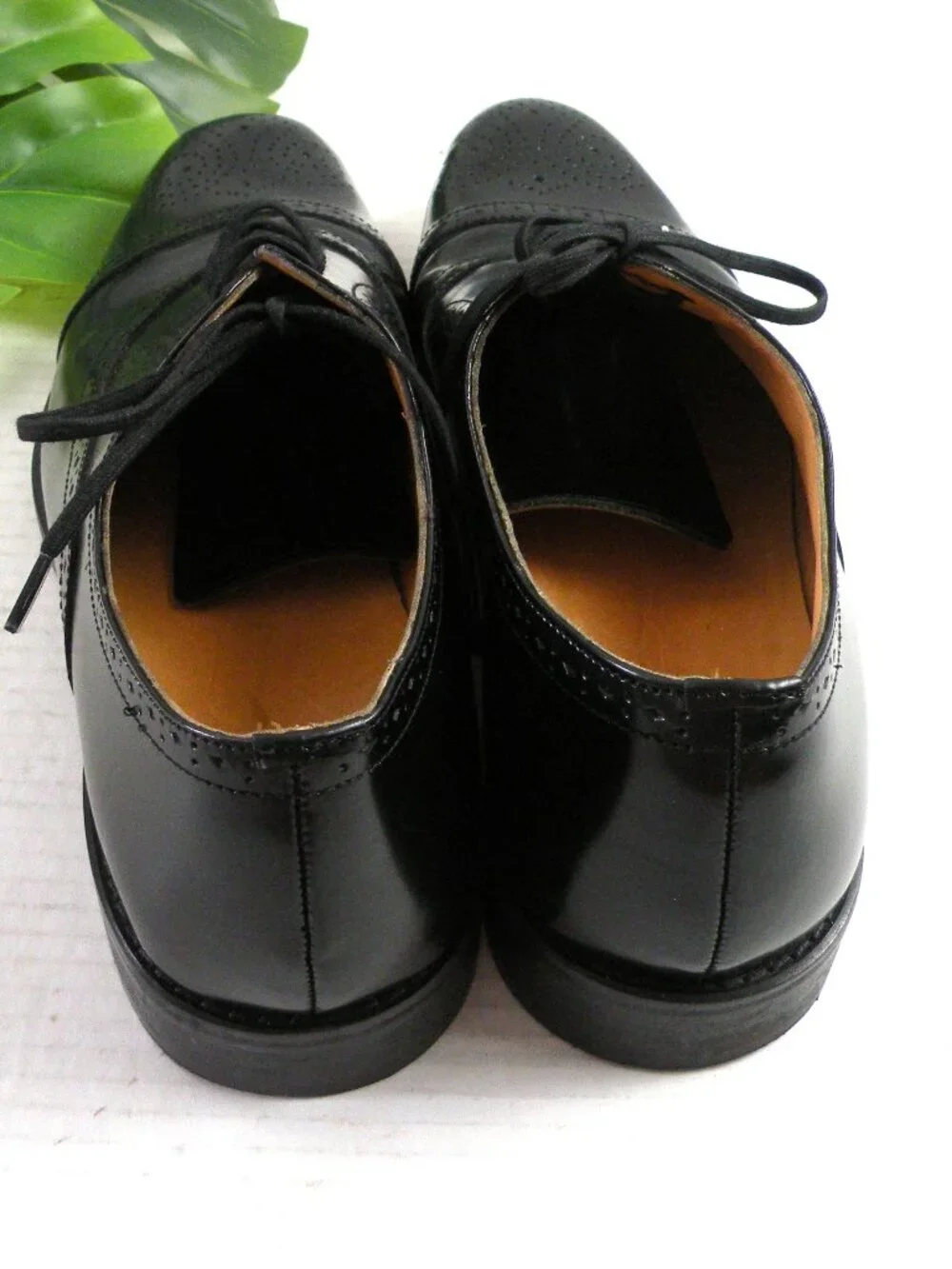 Worn Once! Men's Express Cap toe Leather Shoes Sz 10.5
